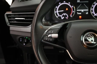 Škoda Scala 1.0 TSI 110pk H6 Sport Business / 17