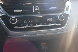 Toyota Corolla Touring Sports 2.0 HYBRID TEAMNL LED AD-CRUISE LM-VELGEN KEYLESS CLIMA APPLE/ANDROID / 19