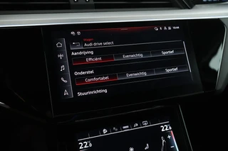 Audi e-tron 55 408pk quattro S edition 95 kWh SOH 94% HUD Elec stoelen Memory Camera ACC S-Line / 31