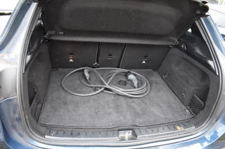Mercedes EQA 250 Luxury Line 71 kWh | Stoelverwarming | Pano | Leder | / 16