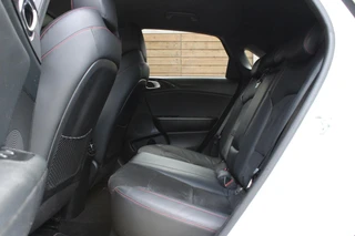 Kia Ceed 1.6 T-GDi GT Memory | JBL | Stuur/Stoelverwarming / 16