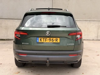 Skoda Karoq 1.5 TSI DSG Pano Camera Canton Leder/alca Trekhaak CarPlay Keyless Sfeer / 7