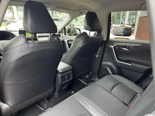 Toyota RAV4 2.5 Hybrid AWD ADVENTURE STOEL/STUURVERWARMING BLIND-SPOT AD-CRUISE 360-CAMERA APPLE/ANDROID / 8