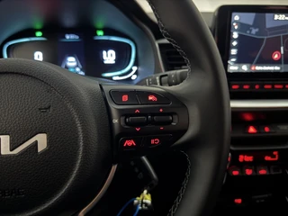 KIA Stonic 1.0 T-GDi MHEV 100pk DynamicLine / 17