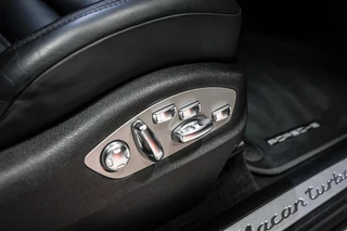 Porsche Macan 2.9 Turbo|Krijtgrijs|Pano|Leder|Chrono|Luchtv. / 26