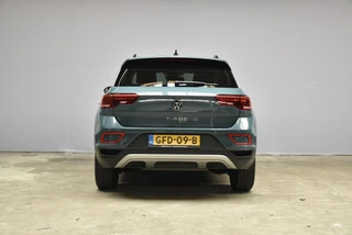 Volkswagen T-Roc 1.5 TSI 150pk 7-DSG Life Business / 7