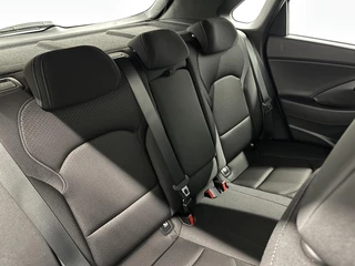 Hyundai i30 1.0 T-GDI Comfort CLIMATE CAMERA CARPLAY LM / 12