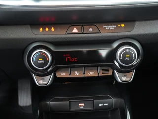 Kia Stonic 1.0 T-GDi MHEV DynamicLine  - Camera - Cruise control - AppleCarplay - Android Auto Fabrieksgarantie tot 04-2032 / 33