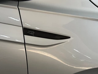 Volkswagen Polo 1.0 TSI R-Line | 110PK | IQ.Drive pakket | Virtual | Full LED Matrix Beam | Camera | Discover Pro | Clima |Ambient / 47