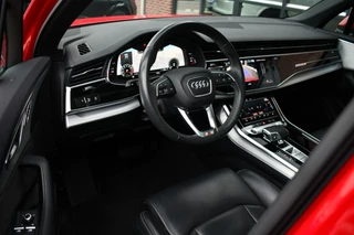 Audi Q7 55 TFSI e quattro S-Line  Rijklaar! Pano 22inch Contourzetels Luchtv / 57