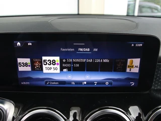 Mercedes GLB 180 Luxury Line | Widescreen |  Apple carplay - android auto / 18