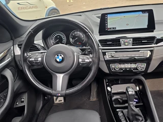 BMW X1 xDrive25e eDrive M pakket HUD LEER SPORT PANODAK / 18