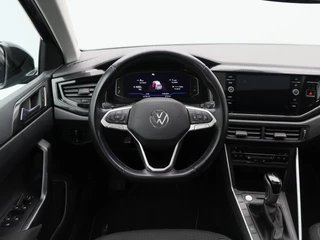 Volkswagen Taigo 1.0 TSi 110 Pk Automaat Life Business | Panorama dak | Adaptive cruise | Stoelverwarming | Trekhaak | CarPlay | 17 Inch | 86.564 Km !! / 13