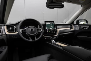 Volvo XC60 T8 Plug-in hybrid AWD Ultra Dark Snel Leverbaar! Te bestellen! / 13