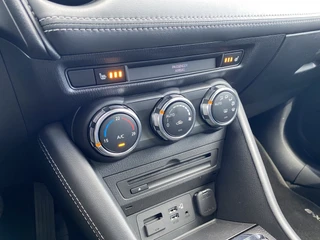 Mazda CX-3 2.0 SkyActiv-G 120 GT-M AUT  | navigatie | trekhaak | leder interieur | head up display | camera | apple carplay / 34