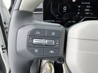 Kia EV3 GT-Line Business Edition 81.4 kWh  - Navigatie - Achteruitrijcamera - Apple & Android Carplay - Nieuw uit voorraad leverbaar / 28