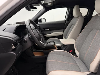Mazda MX-30 E-SkyActiv R-EV 170 Makoto | Automaat | Adaptive cruise | Stoelverwarming | Head-up display | CarPlay | Camera / 5