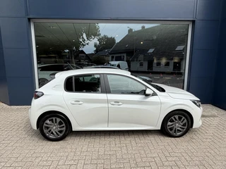 Peugeot 208 1.2 Turbo Active Pack Edition | Airco | LED-Koplampen | 16 inch LM-Velgen | Navigatie | Apple Carplay | Parkeersensoren | Cruise Control | DAB+ Radio | Multifunctioneel Stuurwiel | / 6