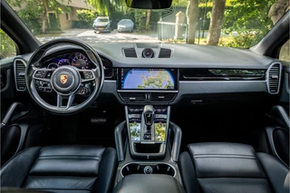 Porsche Cayenne 3.0 22" Bose Standverwarming Panorama Trekhaak / 9