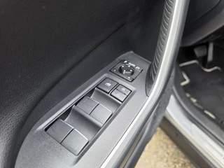 Toyota RAV4 2.5 Hybrid AWD Business Plus AD-CRUISE BLINDSPOT APPLE ANDROID STOEL/STUUR EL-ACHTERKLEP PARK-SENSOREN CLIMA LEDER / 12