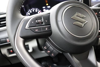 Suzuki Swift 1.2 Style Smart Hybrid / 27
