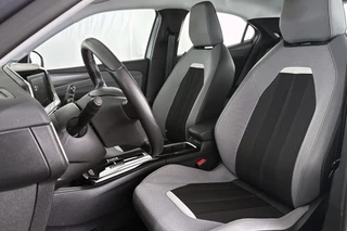 Opel Mokka-e Elegance 50-kWh 11kw bl. SOH 100% Achteruitrijcamera Apple CarPlay / 7