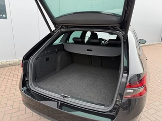 Škoda Superb Combi 1.4 TSI iV 218pk Sportline Business / 18