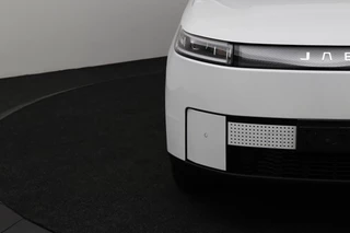 Jaecoo 5 EV Exclusive 61 kWh *DEMO* - Glazendak - Premium Soundsystem - Adaptief Cruisecontrol - Stoel/Stuurwiel verwarming - Electrische Kofferklep - - 7 Jaar Fabrieksgarantie - 405 KM WLTP / 35