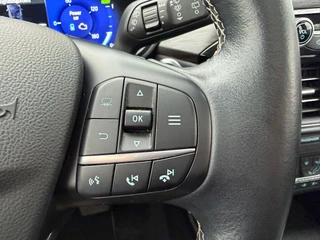 Ford Kuga 2.5 PHEV Vignale PANO - TREKHAAK / 20