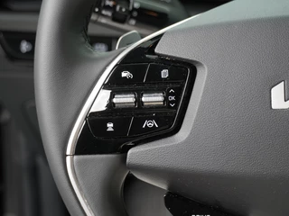 Kia Niro 1.6 GDi Hybrid DynamicLine  - Navigatie - Achteruitrijcamera - Apple & Android Carplay - Climate Control - -Fabrieksgarantie tot 04-2032 / 27