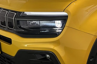 Jeep Avenger 1.2 e-Hybrid Summit Keyless JBL Elektrische Achterklep Achteruitrijcamera / 19