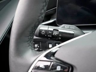 Kia Niro 1.6 GDi PHEV Dynamic Line Stoelverwarming / 22