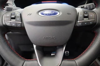 Ford Kuga 2.5 PHEV ST-Line X  ACC/PDC 18LM Panoramadak Navi 360 Camera 24 Maanden garantie* (Vraag naar de voorwaarden) / 12