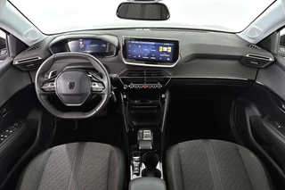 Peugeot 208 1.2 Hybrid 110 e-DCS6 Allure Apple CarPlay Climate Control Parkeersensoren / 8