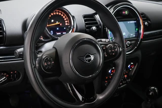 MINI Clubman 1.5 Cooper Business Edition | HALF LEDER | STOELVERWARMING | APPLE | DRAADLOZE LADER | TREKHAAK | 18" / 32