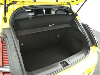 Renault 5 Urban Range techno 40 kWh Private lease 499,- P.m. / 18