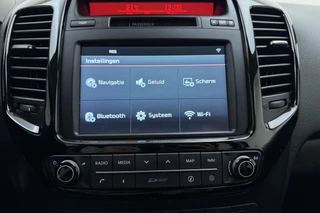 Kia Venga 1.6 CVVT DynamicPLusLine | Trekhaak | Cruise control | Airco | Achteruitrijcamera | Navigatie | Lichtmetalen velgen / 29