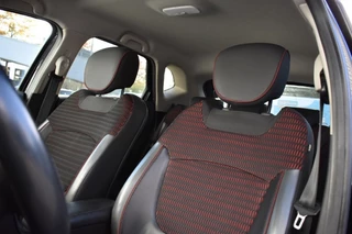 Renault Captur 1.2 TCE AUT. / STOEL VERW. / ECC / PDC / H-LEDERLOOK BEKL. / 18