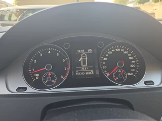 Volkswagen Passat Variant 1.4 TSI Trendline BlueMotion / 16