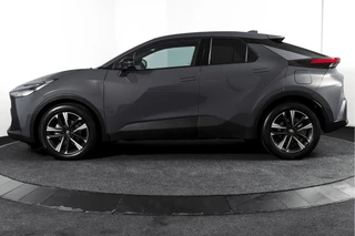 Toyota C-HR 1.8 Hybrid 140 Dynamic  | Dig. Cockpit | Adapt. Cruise | Winterpakket | PDC | Camera | NAV + App. Connect | ECC | DAB | LM 18" | 2989 / 6