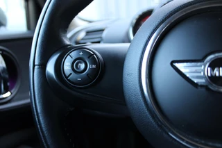 MINI Clubman 1.5 One Chili Serious Business Automaat, Keyless, Navigatie, Applecarpl./Andr. Auto, Climate/Cruise Control / 23