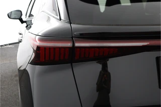 Omoda 5 EV Premium 61 kWh *DEMO* - Stoel/Stuurwiel verwarming - Schuif/Kanteldak - Navigatie - Adaptief Cruise Conrole - WLTP 402 KM - 7 Jaar fabrieksgarantie / 51