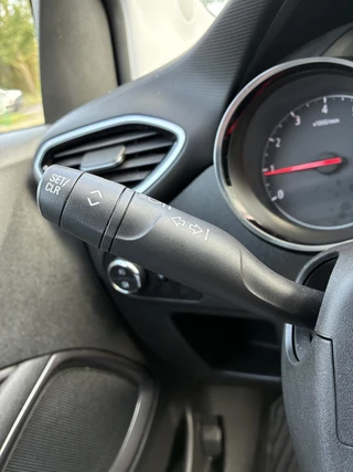 Opel Crossland X 1.2 Turbo 110Pk Innovation | Climate control | Navigatie | Camera | Cruise control | Parkpilot | Elektrisch Pakket | AGR | Trekhaak | LM-Velgen / 36