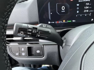 Kia Sportage 1.6 T-GDi Hybrid DynamicPlusLine  €5.000,- voordeel - Schuif-/Kanteldak - Apple Carplay/Android Auto - Stoel-/Stuurverwarming - Privacy Glass 7 Jaar of 150.000km Fabrieksgarantie / 25