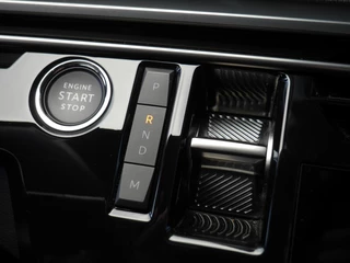 Peugeot 3008 1.2 Hybrid 136 GT | Demo | Stoel en stuurverwarming | Led | Navigatie | Achteruitrijcamera | Keyless entry en start | Parkeersensoren voor en achter | Climate control | Adaptive cruise control / 34