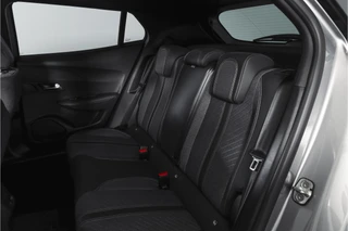 Peugeot 2008 1.2 PureTech 130 PK Allure - Automaat  | Dig. Cockpit | Adapt. Cruise | Stoelverw. | PDC | Camera | App. Connect | ECC | LM 17" | / 8