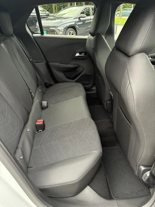 Opel Corsa 1.2 Turbo 145Pk Hybrid Automaat Ultimate | DEMO | Climate control | Navigatie | Camera | Parkpilot | Alcantara | Cruisecontrol | 17" LM-Velgen / 46