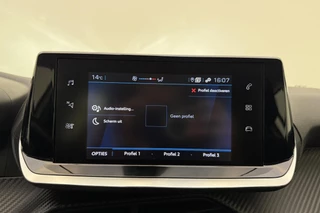 Peugeot 208 1.2 PureTech Blue Lease Active 75 PK | Handgeschakeld | Airco | Navigatie | Parkeersensor | Cruise Control | Licht Metalen Velgen | Camera | 1e eigenaar / 22