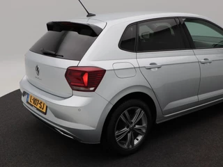 Volkswagen Polo 1.0 TSi R-Line | Adaptive Cruise | Climatronic | CarPlay | Parkeersensoren | Navigatie | 16 Inch | 98.183 Km !! / 17