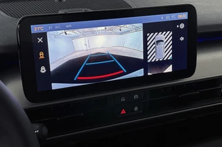 Jeep Avenger 1.2 e-Hybrid Summit Keyless Navigatie Elektrische Achterklep / 16